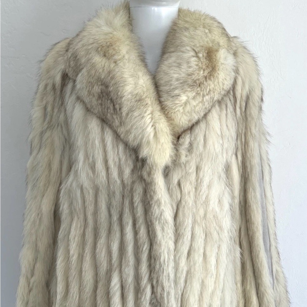 Elegant Cream Fur Coat - real fur, blue fox